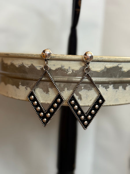 Western Diamond Cut Bubble Dangle Earring