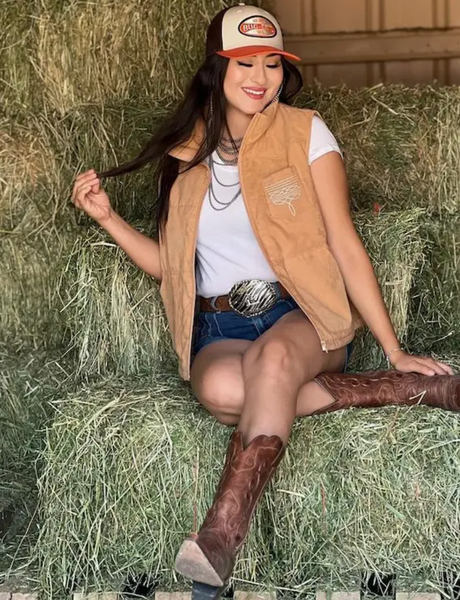 Vest Puff w Aztec Lining Boot Stitch Detail